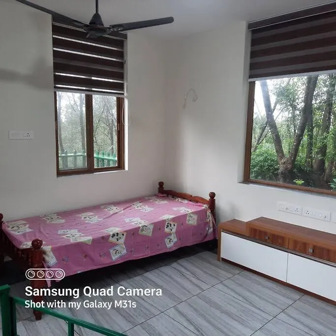 Villa Home Stay In A Coffee Plantation Near Athirappally Kodali India